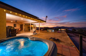 The Stargaze in Joshua Tree ☆ Hot Tub, Deep Views